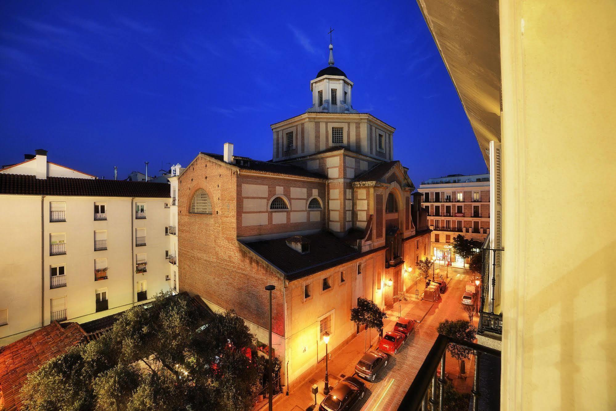 Nh Collection Madrid Palacio De Tepa Εξωτερικό φωτογραφία The church of San Lorenzo